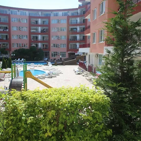 Elenite Beach At Privilige Fortnoks Private Apartment شقة *
